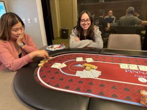 Shealyn, forced to go all-in with 7-2 in the Main Event